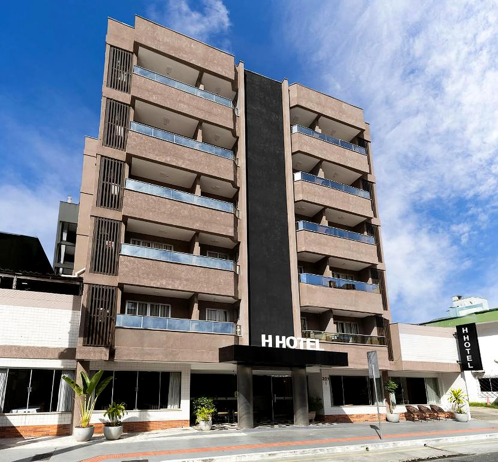 Copia de Hotel HM (frente)