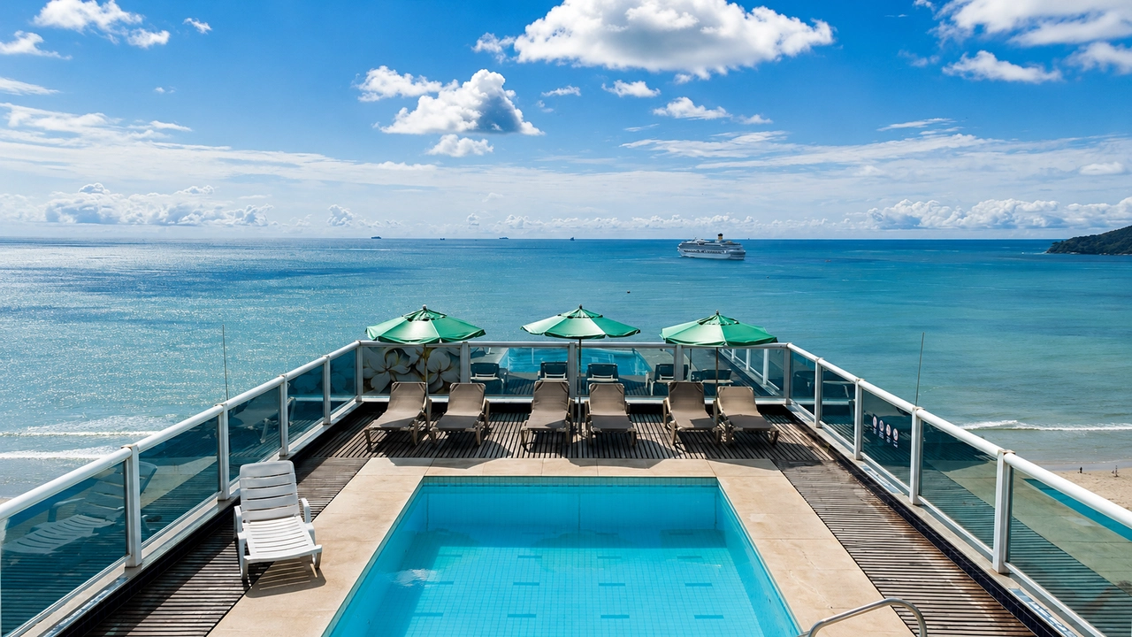 piscina_hotel_vista_mar_1280x720